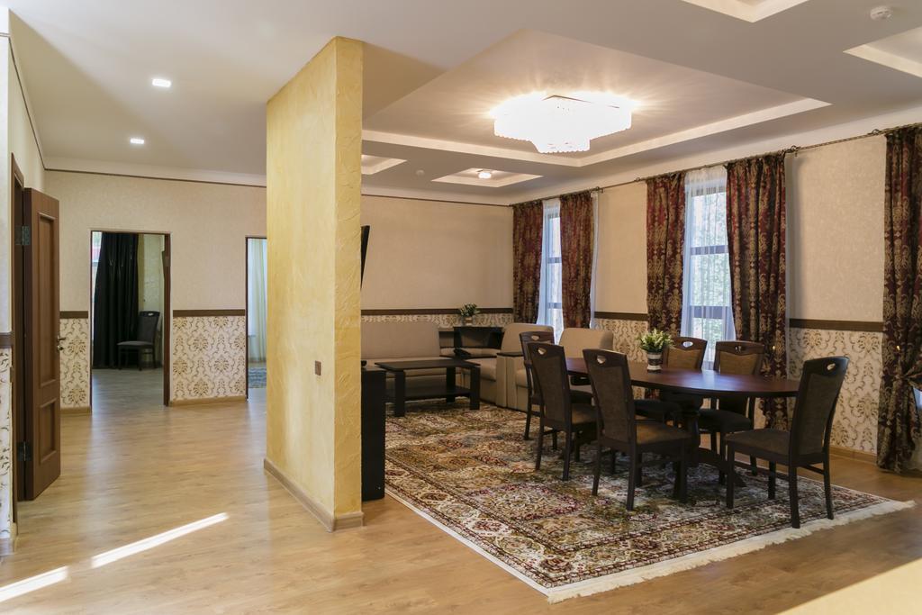 Green Land Hotel Aqtöbe Kamer foto